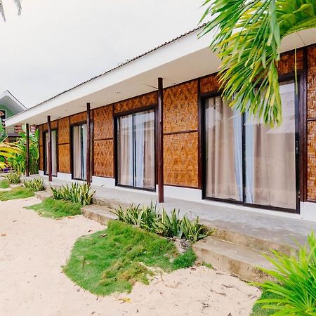 Kawayan Hostel General Luna  Luaran gambar