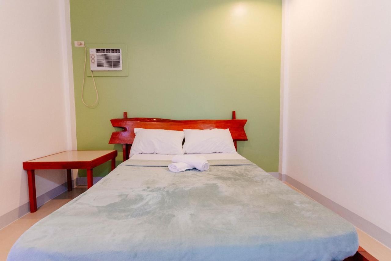 Kawayan Hostel General Luna  Luaran gambar